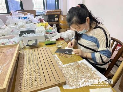 義烏精準(zhǔn)幫扶省內(nèi)26縣:千萬訂單送進(jìn)大山,萬千婦女共同富裕!