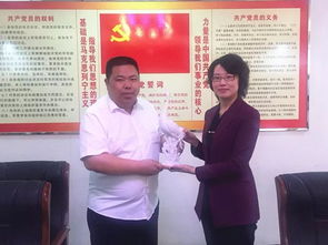 對接先進 抓住老鄉 拓寬巾幗來料加工源頭 市婦聯赴義烏杭州考察對接巾幗來料加工項目