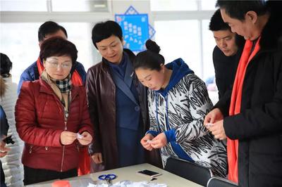 千里姻緣&ldquo;紅線&rdquo;牽!竟讓相隔千里的他們如此相親相愛!