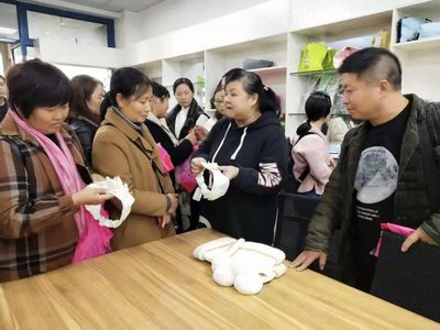 來料加工 | 2018年常山縣來料加工經(jīng)紀(jì)人培訓(xùn)班圓滿完成!