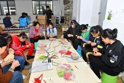 義烏來料加工助推汶川產(chǎn)業(yè)振興 十年20億勞務(wù)費(fèi)打造東西協(xié)作典范